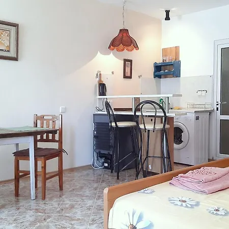 Lägenhet La Piccola Porta, равда, българия