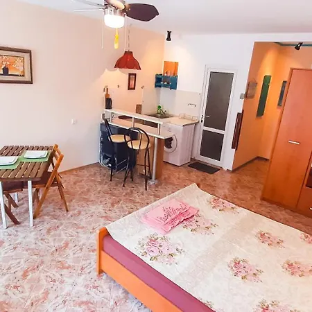 Apartamento La Piccola Porta, равда, българия *