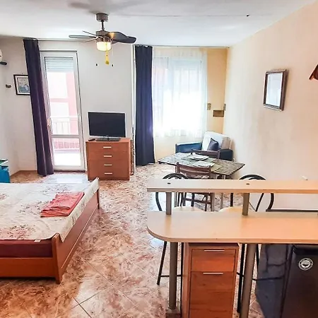 La Piccola Porta, равда, българия Apartamento *