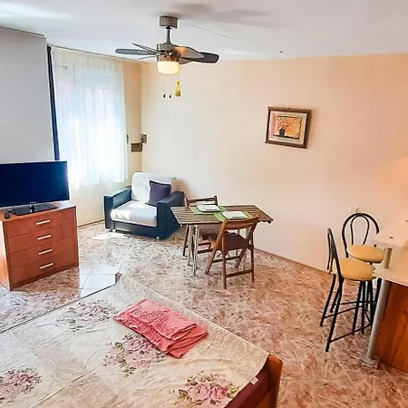 Apartamento La Piccola Porta, равда, българия *