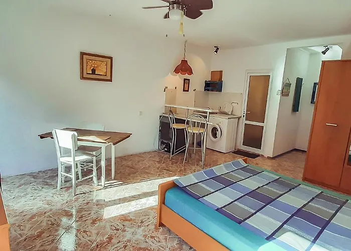 La Piccola Porta, равда, българия ラヴダ