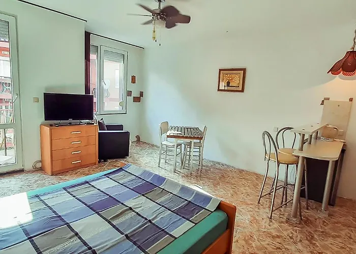 La Piccola Porta, равда, българия ラヴダ